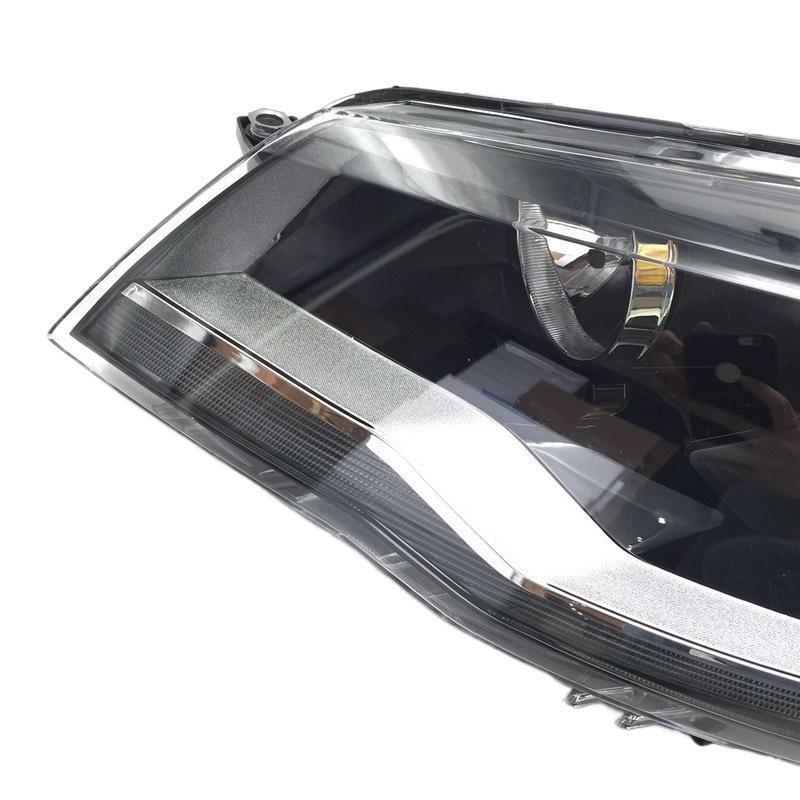 Volkswagen Bora 13-15 Original Quality Headlight Assembly