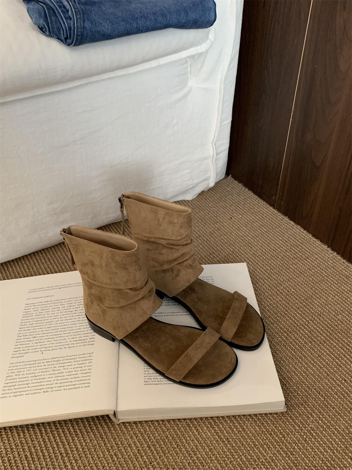 

2025 summer new fashion folds Internet celebrity fleece leather rear zipper cool boots Korean version open-toed thick low-heeled Roman sandals 39 хаки