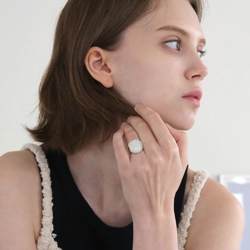 REINDEER THE RAW RING 01-MOONSTONE