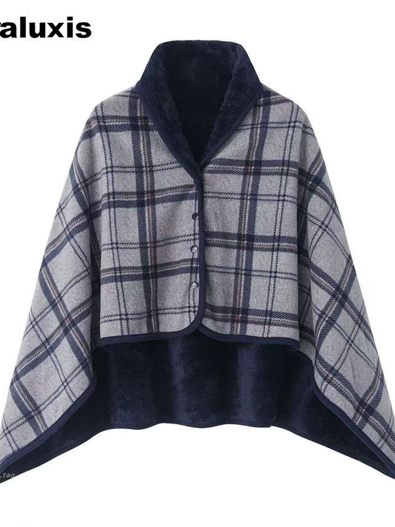 Multifunctional Shawl Blanket: Thickened Poncho for Office Napping, Leg Covering, Sofa Throw