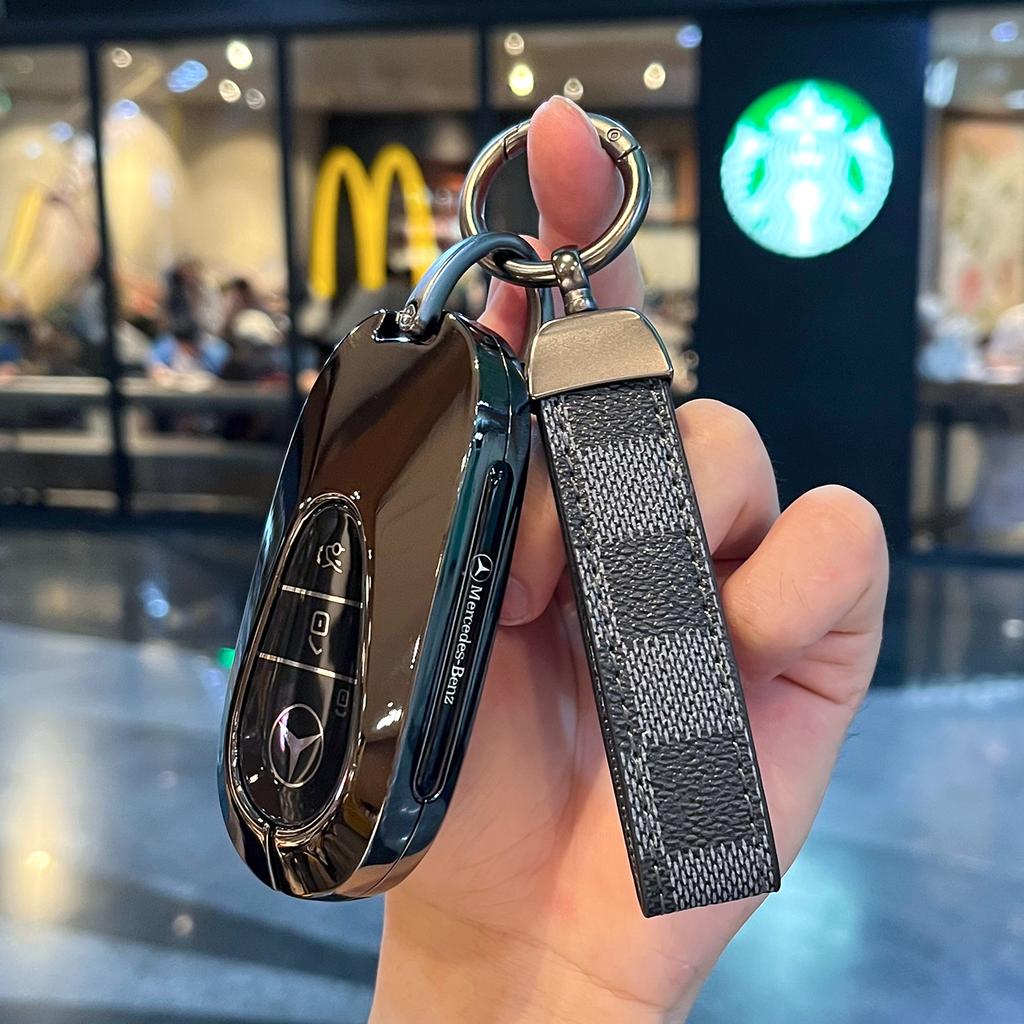 PZQ2 Car Key Bag Case Cover For Mercedes Benz 2023 2024 Glc300L Glc260L C260L C20 C Class Car Key Cover Suede Shell Protector Styling