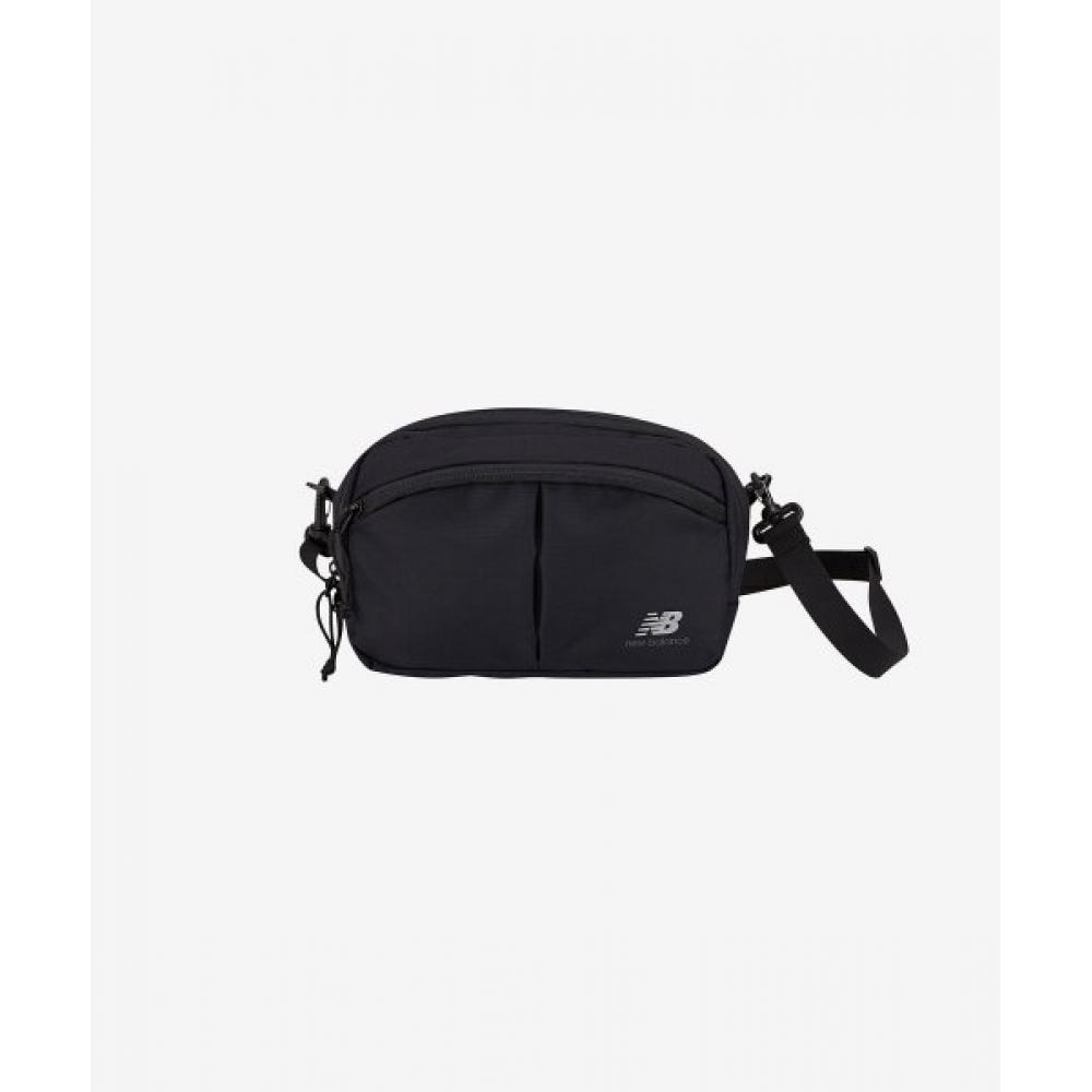 

NEW BALANCE NEW BALANCE NBGCDAE111 СУМКА ESSENTIAL RECYCLE SUPPLE CROSS BAG M, ЧЕРНАЯ