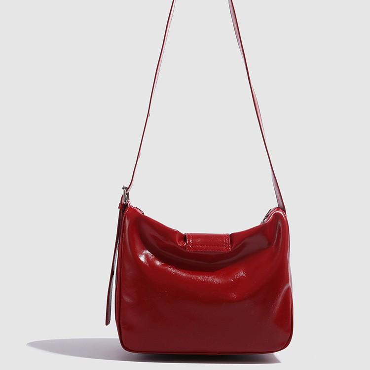 French Style Stylish Retro Minimalism One Shoulder Underarm Bag 2025 New Trendy Cool Motorcycle Bag Commuter High Quality Crossbody Bag Women