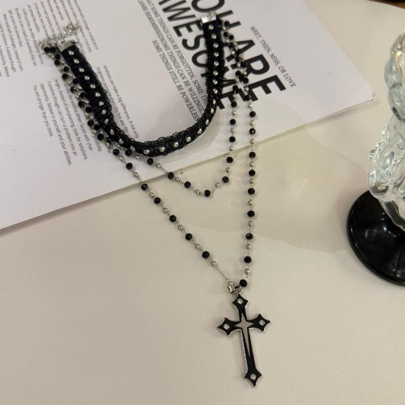 Long Layered Punk Cross Pendant Necklace Women Y2K Gothic Chic Beaded Chain Alloy Charm On Resin 31-40cm Adjustable