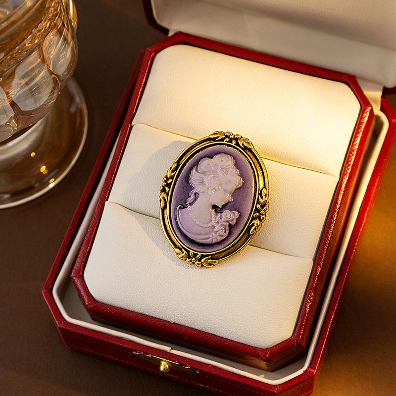 European Medieval Woman Head Brooch - Retro Court Style Portrait Clothing Accessory