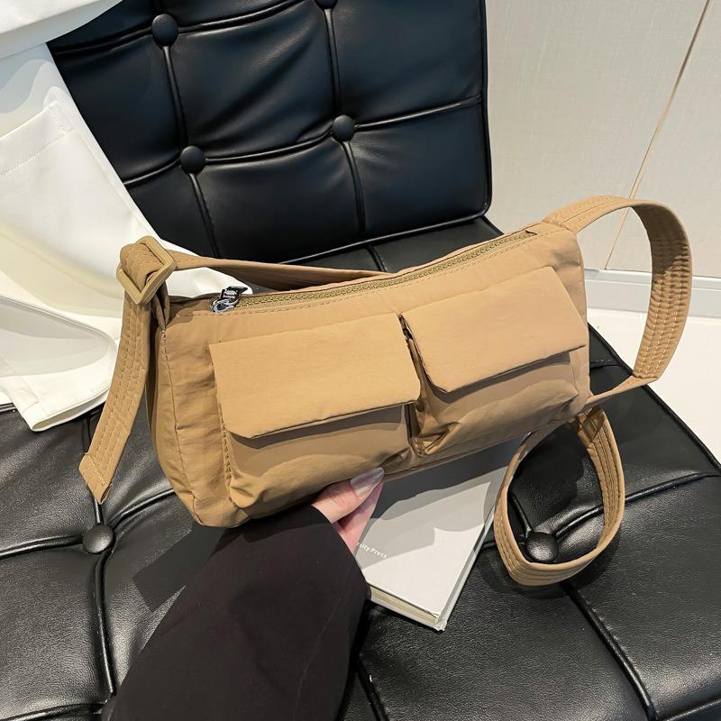 New simple bag shoulder handbag cute exquisite messenger bag niche messenger commuter shoulder bag
