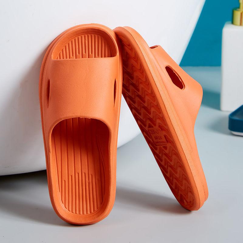Summer thick-soled cool slippers women wear outside, step on shit sandals soft sole light couple indoor household bathroom slippers men
