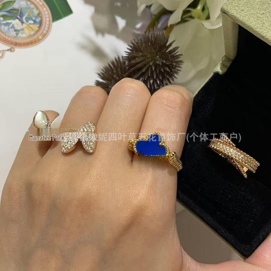 18K Rose Gold Double-Sided Ring: Red and Blue Agate Four-Leaf Clover Flip Design