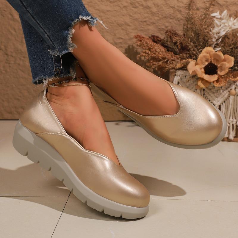Fashion Platform Women Flats Shoes Fad Shallow New Trends Casual Sneaker 2025 Autumn Designer Classical Shoes Walking Mujer Zapatillas