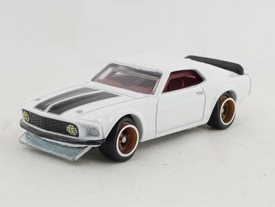 Hot Wheels Premium Ford Mustang Boss 302 Fast Furious Set Cars '69 & (Diecast Bundle)