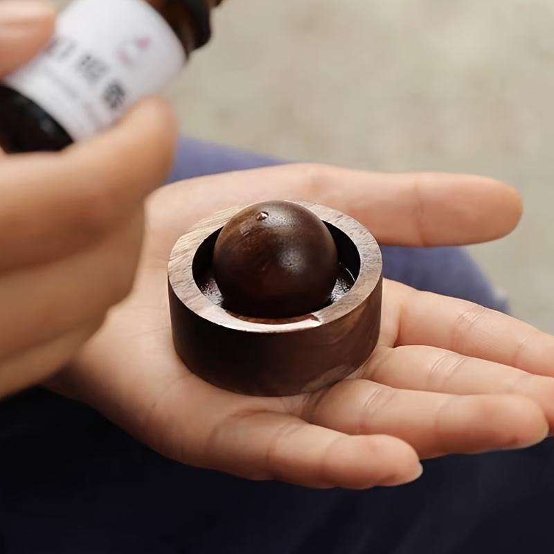 Planet Convenient Home Fragrance Wood Car Ornaments Solid Wood Reed Diffuser Indoor Essential Oil Wooden Ball Fragrance Expander