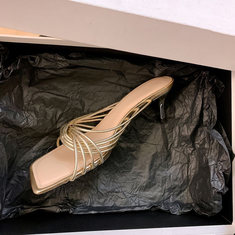 

2025 new French square head cross-strap high-heeled cool slippers femininity thin-heeled open-toed Roman sandals outer wear 40 золотой