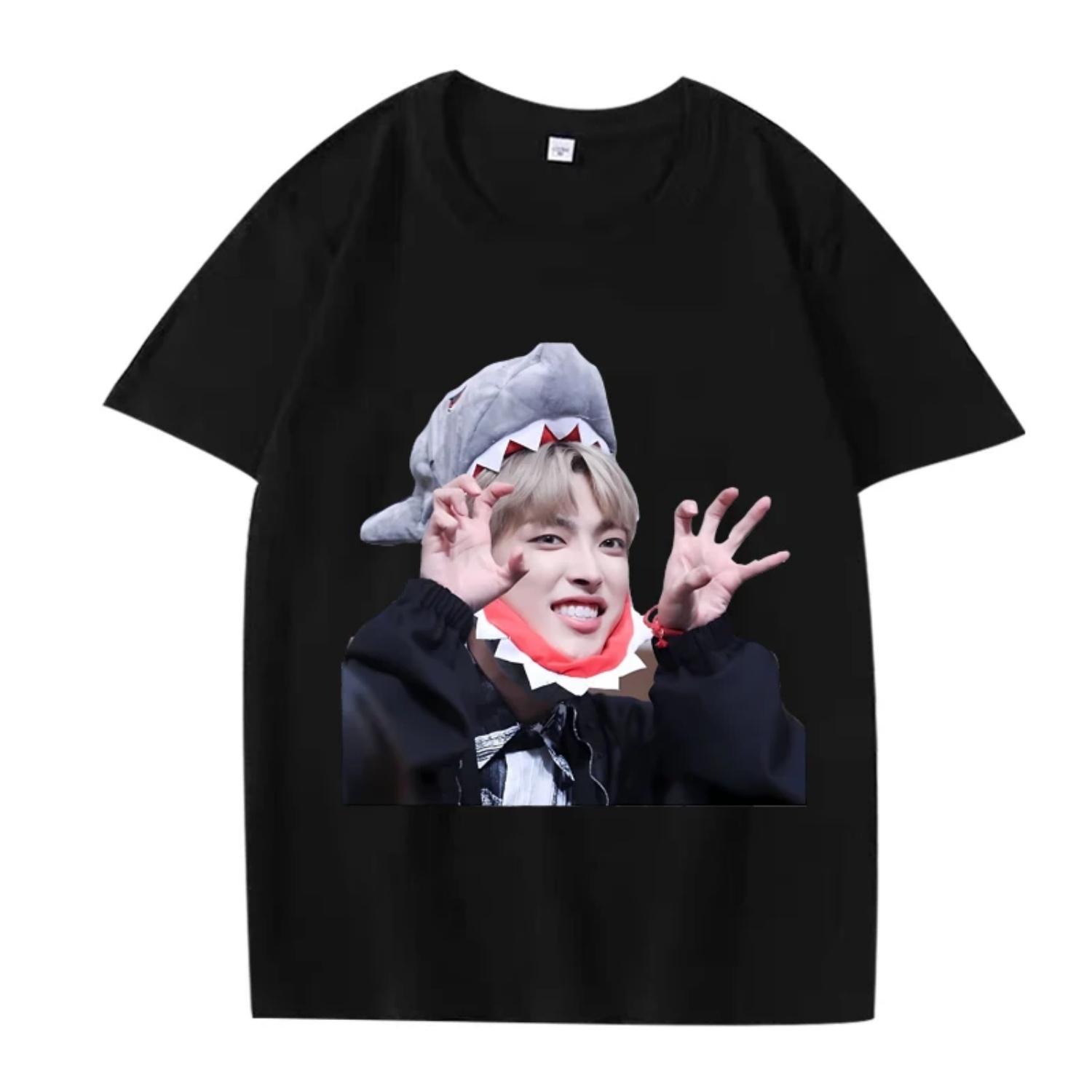 

Ateez Хонджун классические смешные графические футболки мужские женские оверсайз 100% хлопок модные с коротким рукавом летний принт унисекс топы S чёрный