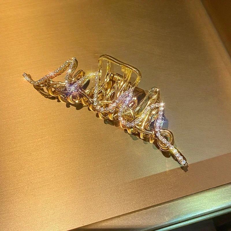 

Блестящие стразы Летняя мода Металлическая заколка-краб Девушка Блестящие хрустальные аксессуары для волос Нежный темперамент Леди Креативные подарки Декор золотой