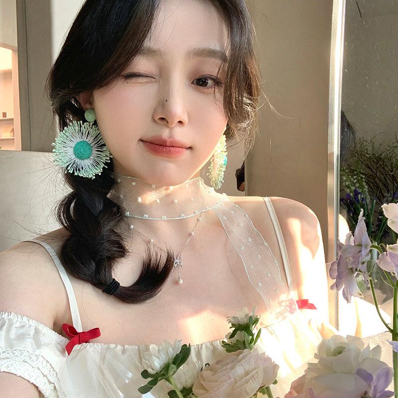 Spring and Summer New Handwoven Round Flower Star Stud Earrings Small Fresh Holiday Style Earrings Fashionable Exaggerated Earrings
