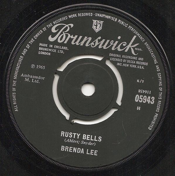 

7inch Record BRENDA LEE - Rusty Bells 05943 Brunswick 1965 UK Pop Used