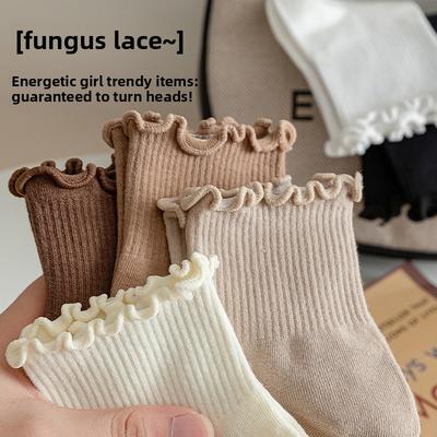 Female Spring and Autumn Lovely All Kinds of Wooden Ear Lace Short Tube Cotton Socks