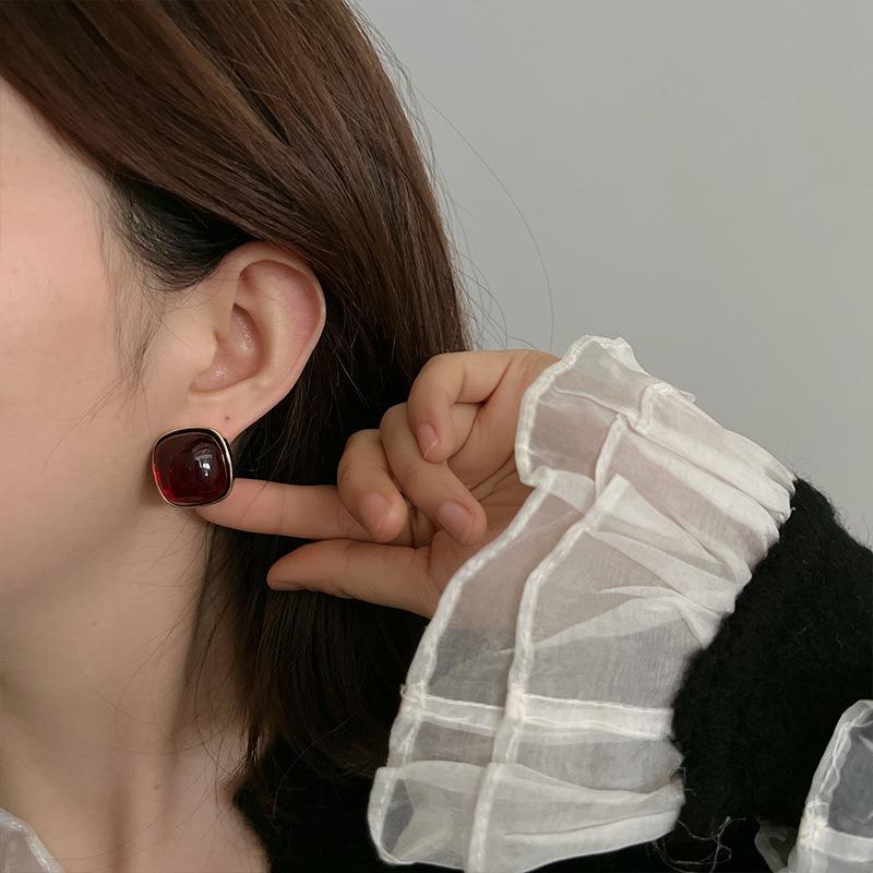 Silver Needle Square Smudge Resin Stud Earrings French Retro Temperament Earrings Fashion Simple High Sense Earrings
