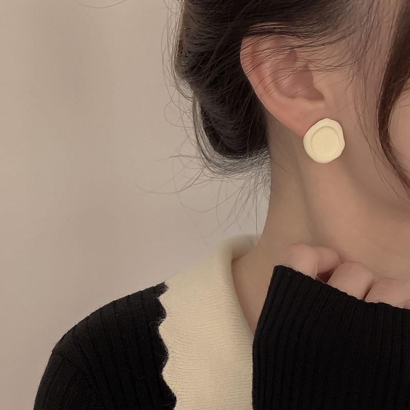 Personalized thousand bird grid love earrings spring and summer new plaid geometric earrings versatile temperament stud earrings women