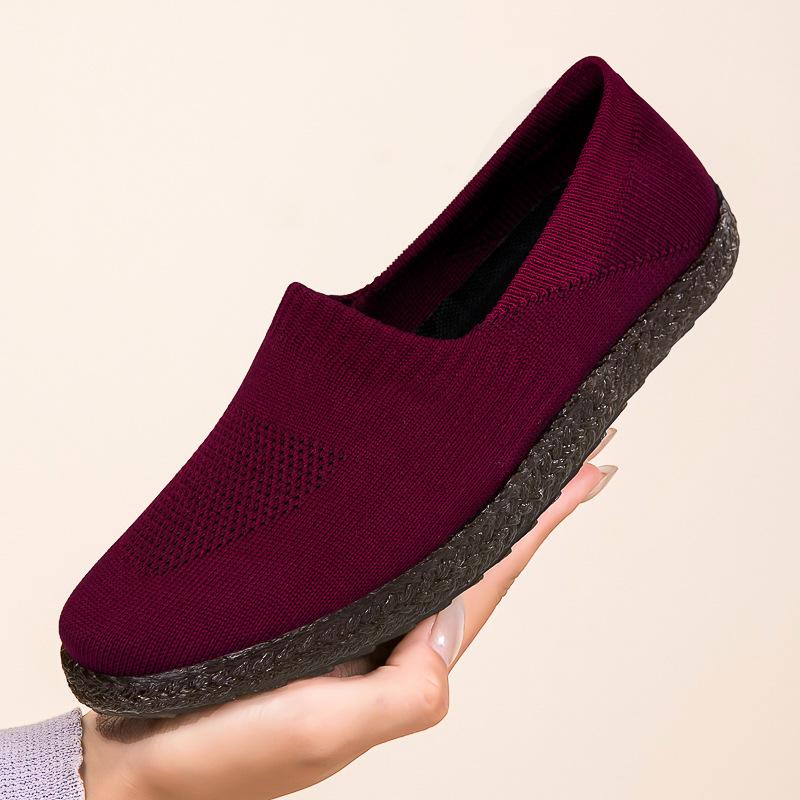 Fashion mother shoes simple casual sandals women's big net breathable comfortable mother shoes elderly shoes sports shoes flying woven shoes