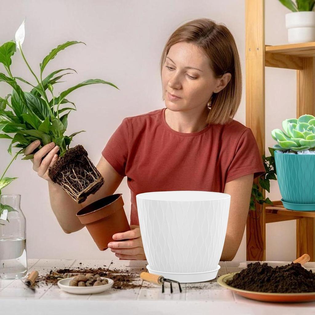 Pack of 5 6 Inch Plastic Flower Pots for Indoor & Outdoor Terrace,Garden Plants Decorative Planters with Drainage Holes & Matching Saucers Durable