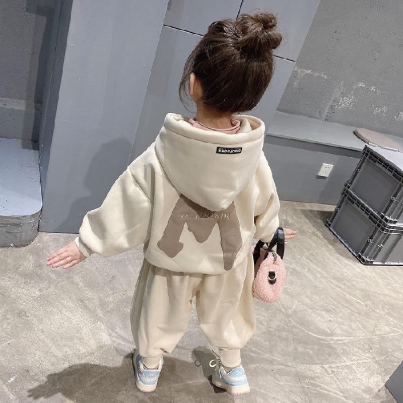 

2023 Детский плюшевый спортивный костюм: Осенне-зимний утепленный свитер из двух частей для мальчиков и девочек 100 cm