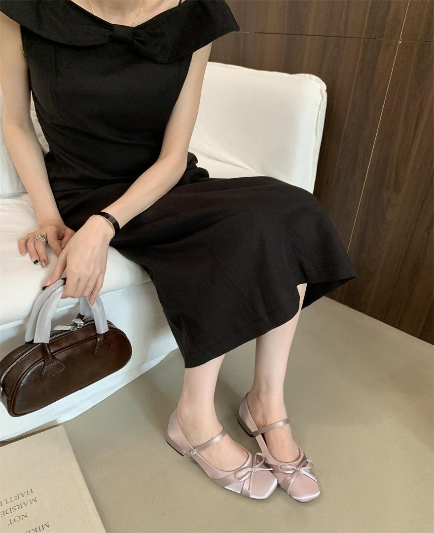 

Bow light mouth Mary Jane shoes 2025 new French temperament gentle fairy style with skirt thick heel evening shoes 39 светло-фиолетовый