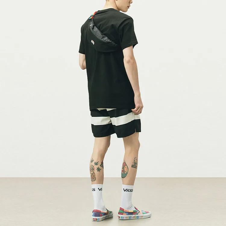 Vans PRIDE T-Shirts Unisex Black Crew Neck Moderate Straight Fit (Unisex) T-Shirts VN0A5E7TBLK
