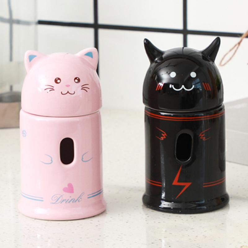 Keramický držák na láhev s vodou Tvar kresleného zvířete Stojan na konvici na pití Potřeby pro domácí mazlíčky Pro křečka