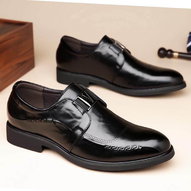 Scarpe da Uomo d'Affari Scarpe Brogues da Uomo in Pelle Verniciata Scarpe da Uomo Eleganti Mocassini a Punta Scarpe Mocassini da Uomo Taglie Forti per Uomo