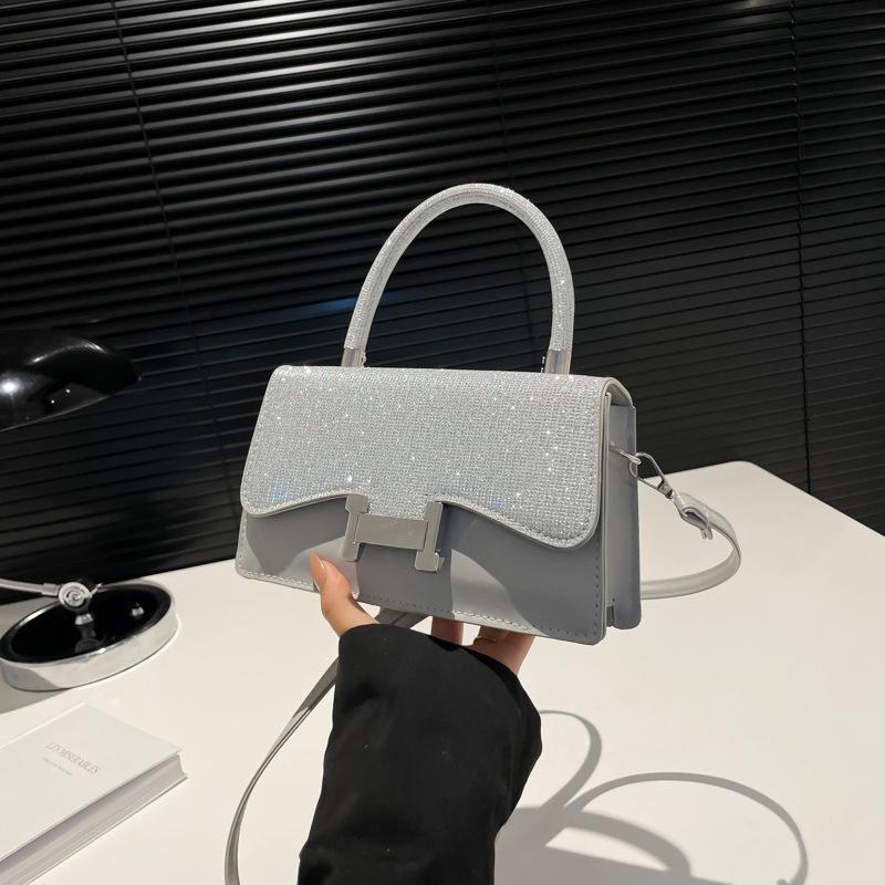 Niche Texture Foreign Style New Versatile Small Square Bag Women's Spring High-end Design Trend Retro Light Luxury Messenger Bag