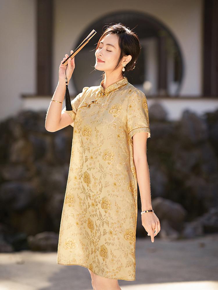 Elegant Golden Qipao-Style Dress: Silk Brocade with Gold Thread