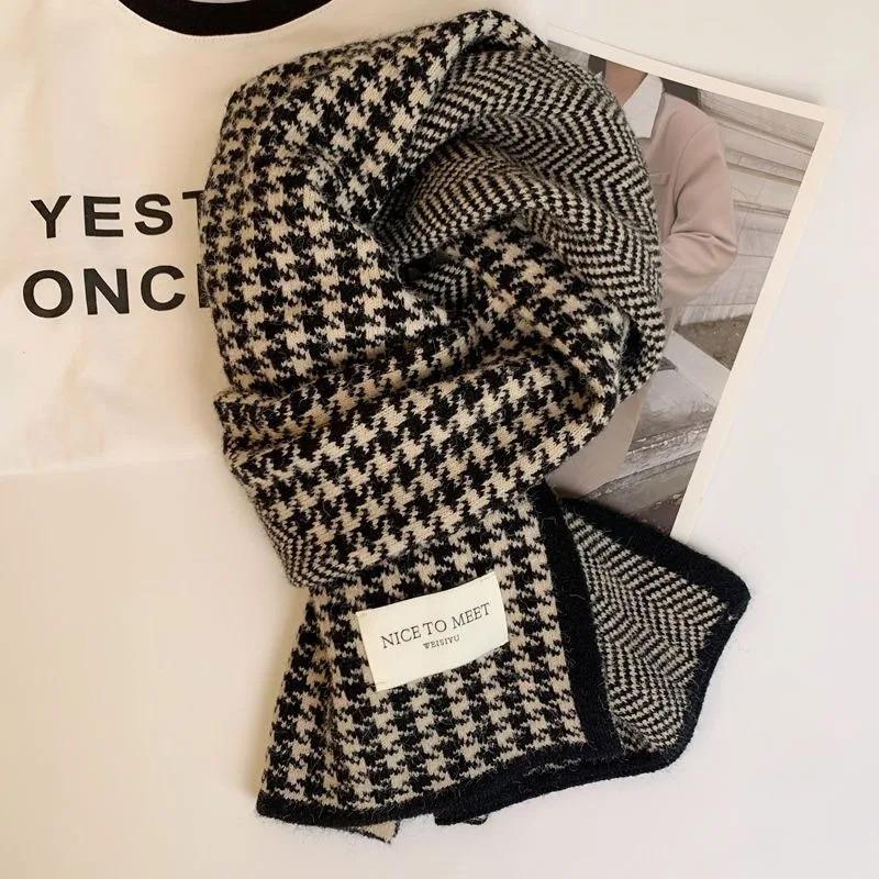 Women’s Fashionable Houndstooth Winter Scarf Thick Knit Soft Windproof Warm Black White Beige Brown Casual Comfortable Fit