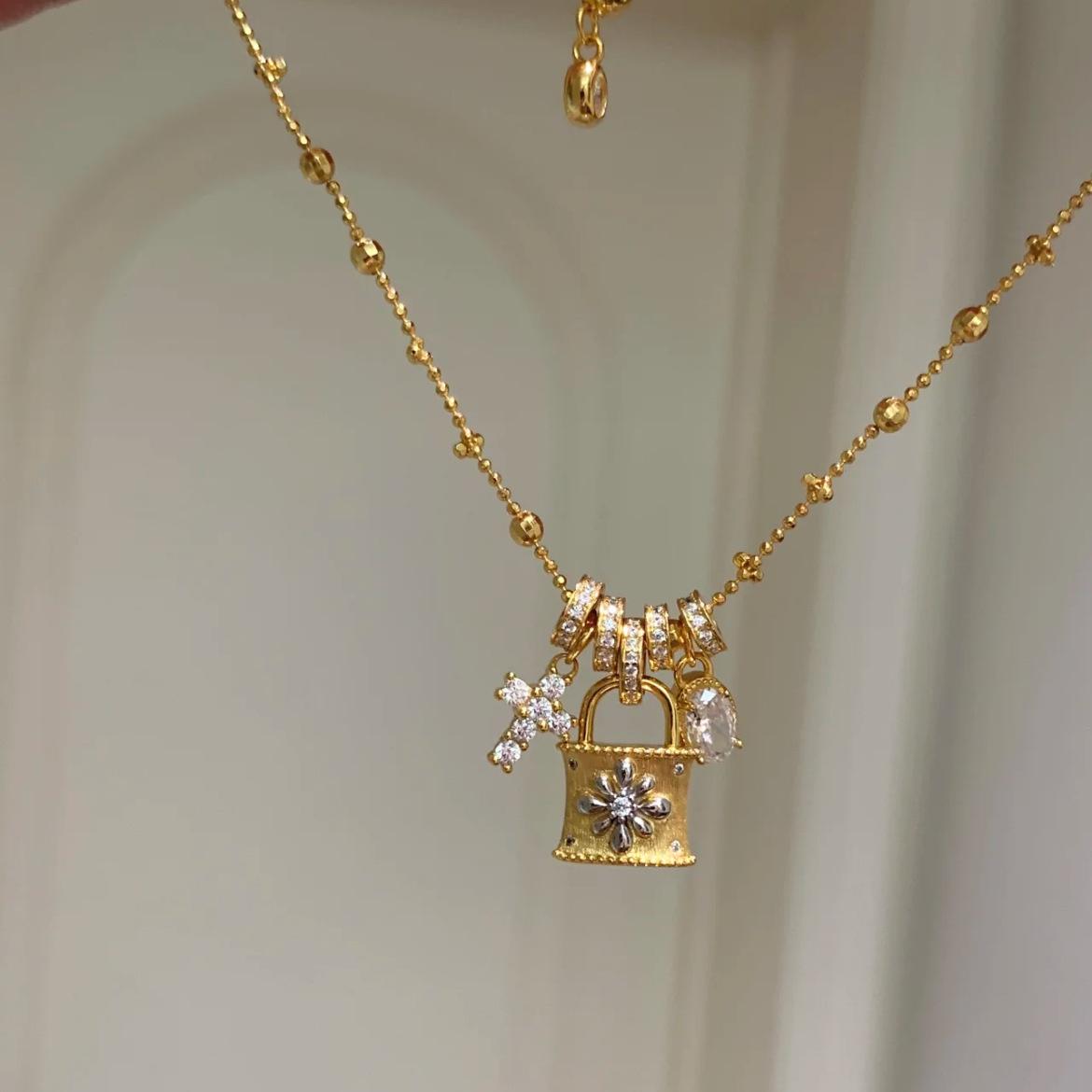 

Cross Lock Bag Necklace Femininity Full of Zircon Design Antique Clavicle Chain