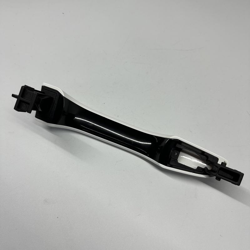 For Hyundi Elantra Front And Rear Door Outer Handle Inductor Button White ABS Plastic Door Exterior Handle 82651F2010