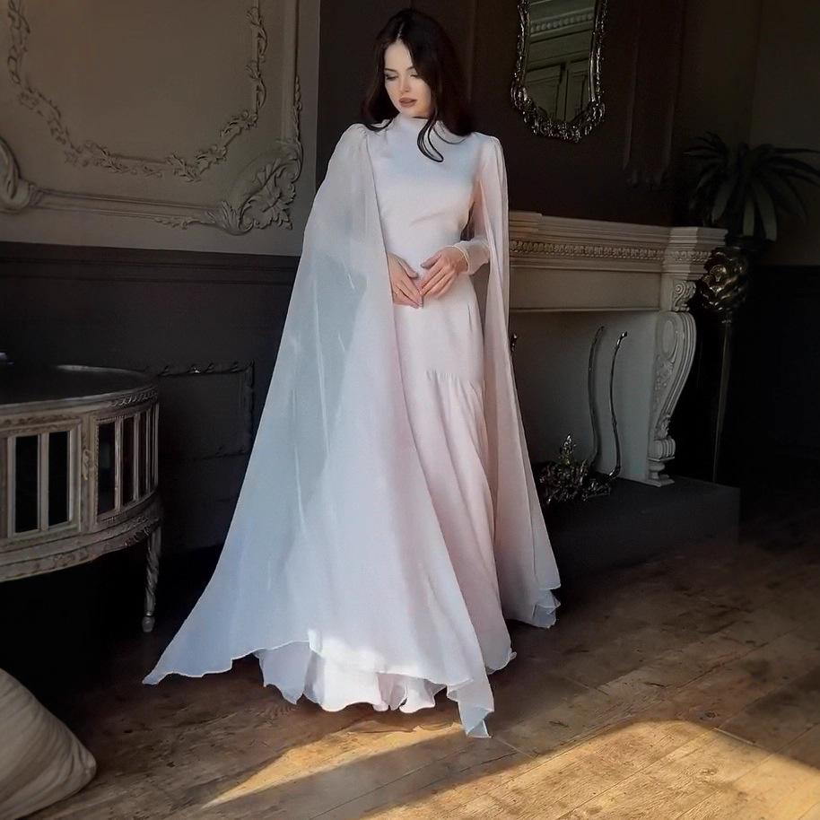 2025 Autumn French Fashion Women's Cloak Sleeve Dress with Cinched Waist and Large Swing Skirt