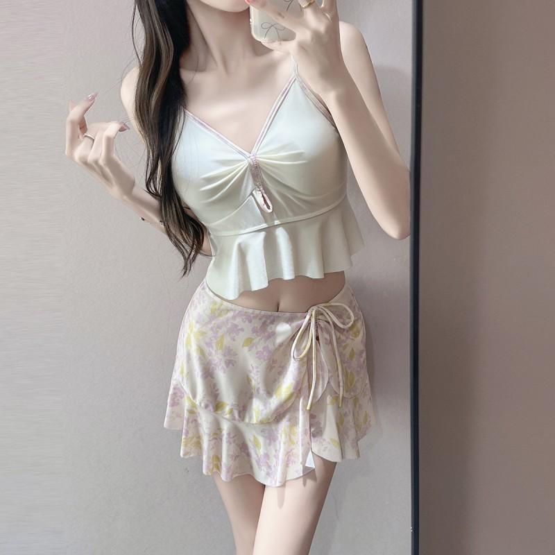 Ins Split Swimsuit Women's Three-piece Sexy Bikini Small Chest Slimming Covering Belly Vacation Style