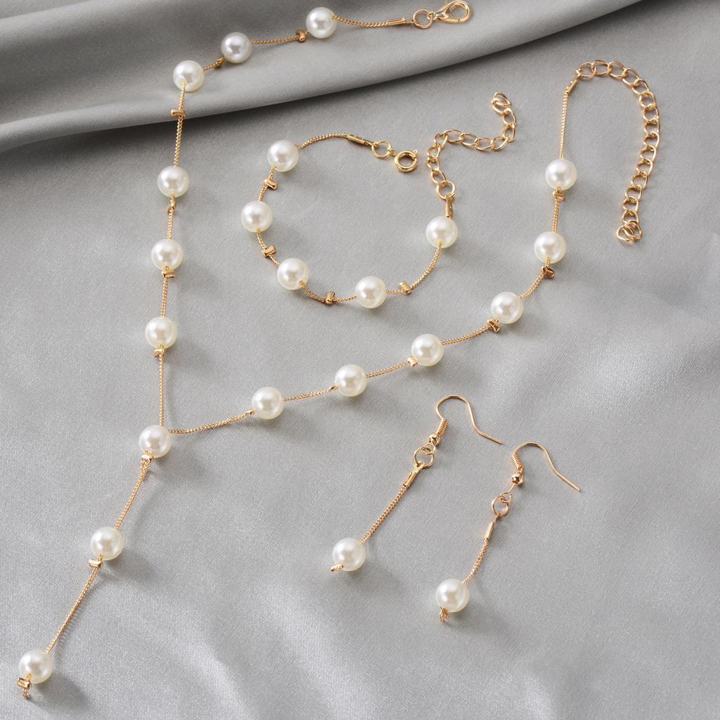 Pearl bracelet, earrings, necklace set, European and American e-commerce jewelry pendant, alloy light luxury earrings.