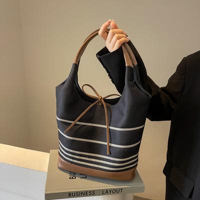 Kadın çantaları – Omuz çantası