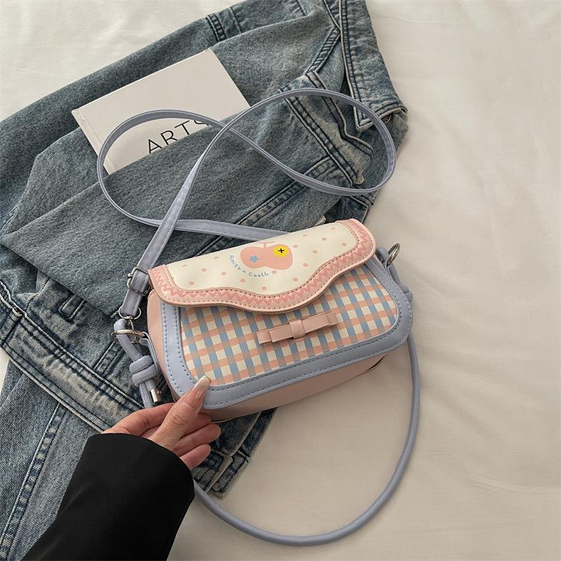 Cute Pink Apple Niche Women's Bag New Underarm Shoulder Bag Portable Niche Women's Bag Popular Small Square Bag