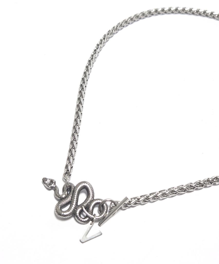 Vlack Veast Snake Pendant Necklace _ Jw4503