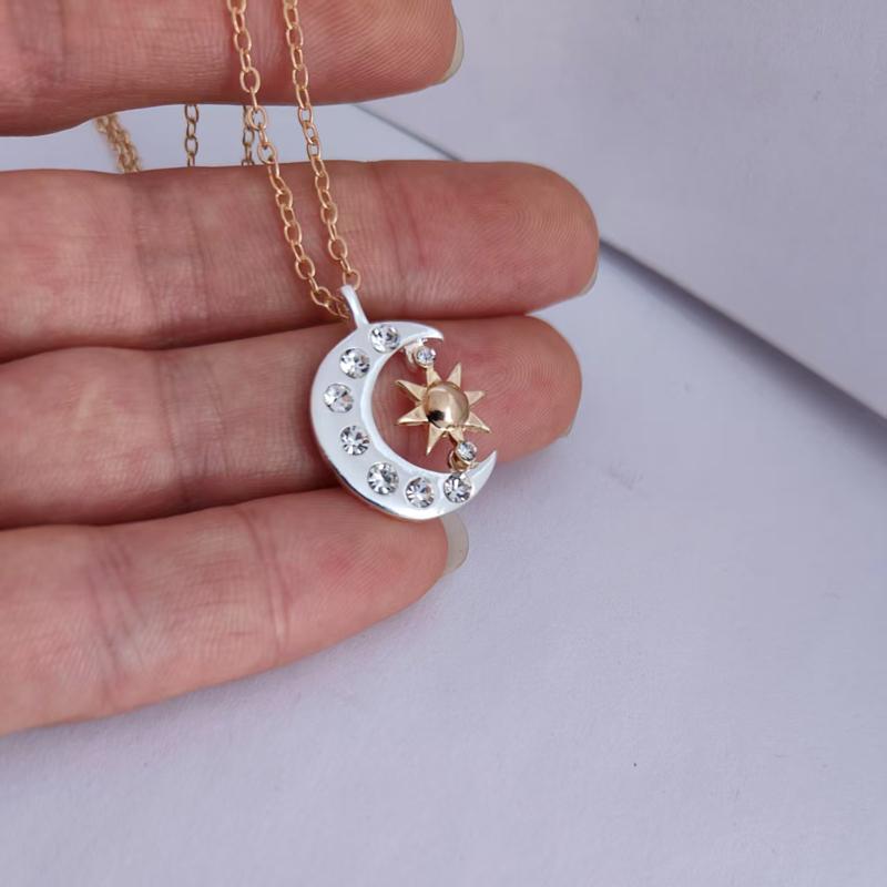 

pretty Celestial Sun star Moon Necklaces Best Friends Gift 40cm