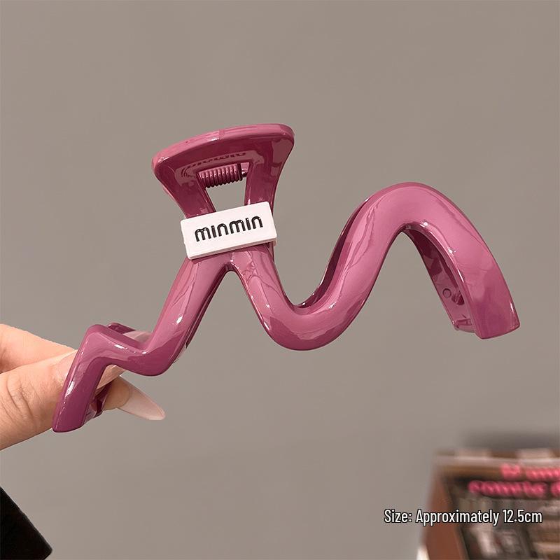 Großer französischer Retro-Klammer-Haarclip für elegante Damenfrisuren.