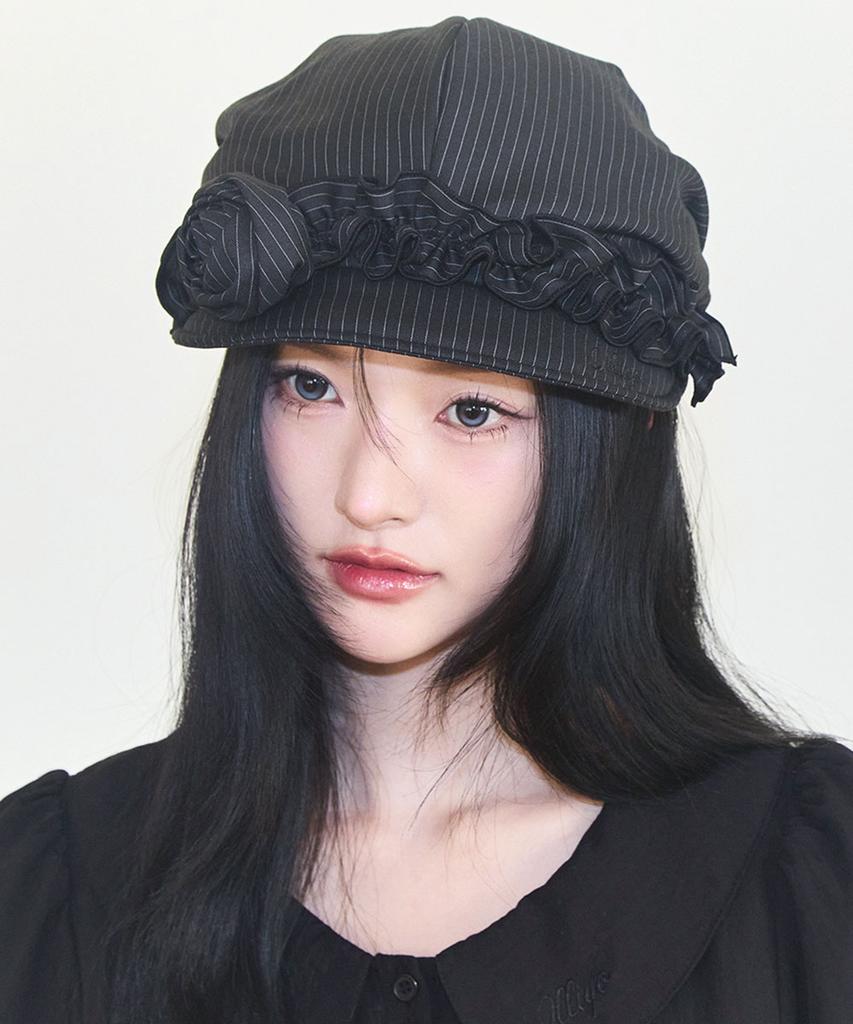 ILLIGO Fleur Ruffle Hunting Cap Black Stripe
