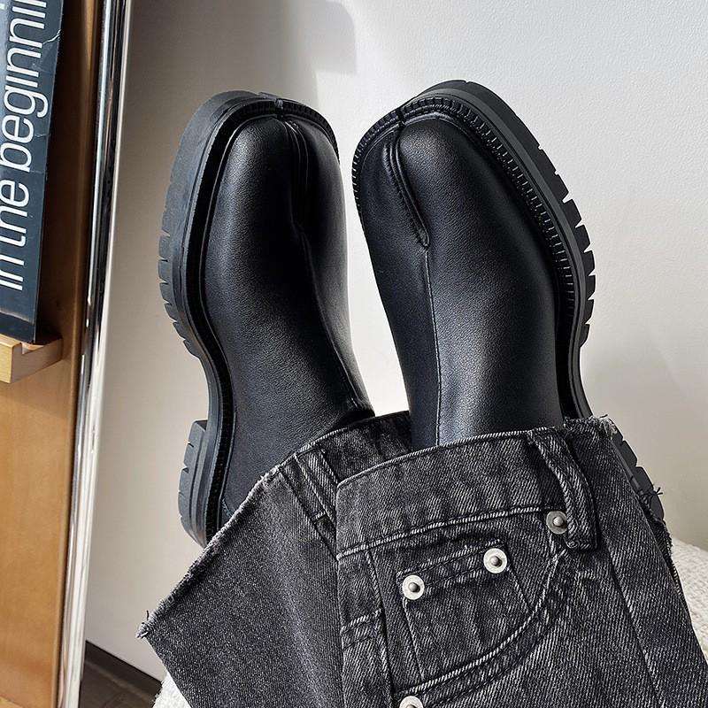 Split-Toe Low-Top Unisex Slip-On Tabi Derby Shoes