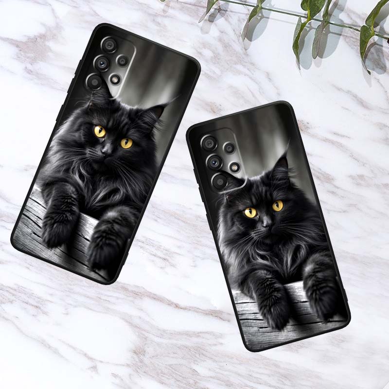 Anime cartoon cat illustration For Samsung A73 A72 A71 A55 A54 A53 A52 A51 A13 A22 A16 A15 A12 A14 A26 A07 5G Black Phone Case