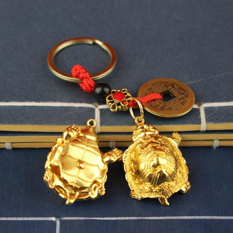 Pengagörande Gyllene Sköldpadda Nyckelring Legeringshänge Kreativ Personlighet Bilnyckelring Ring