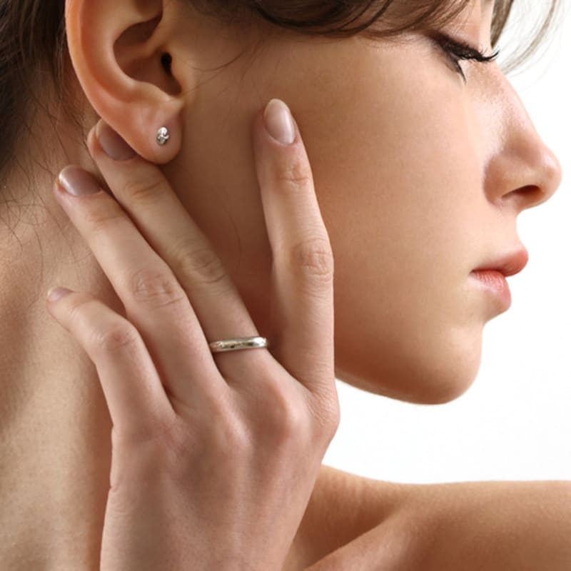 

VLON VESS RING white gold