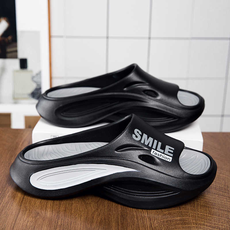 Fashion Sumer Light Weight Big Size Men's Slippers Black White Sneakers Shoes Rubber Sandals Man Sports On Sale Classic