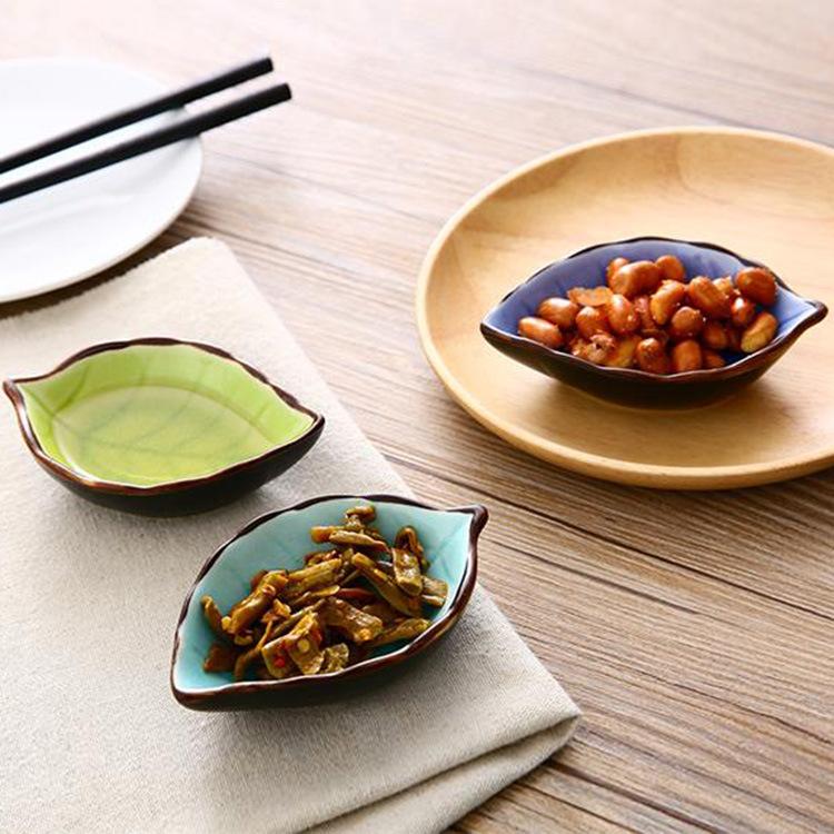 Ceramic Small Plates, Japanese Tableware, Vinegar Plates, Soy Sauce Plates, Seasoning Plates, Bone Plates, Vegetable Plates, Ice-cracked Glaze Leaves
